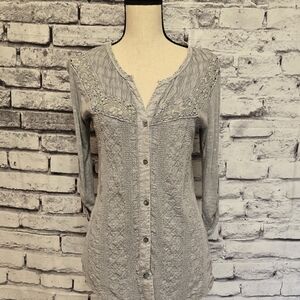 Solitaire Gray Lace Trim Top